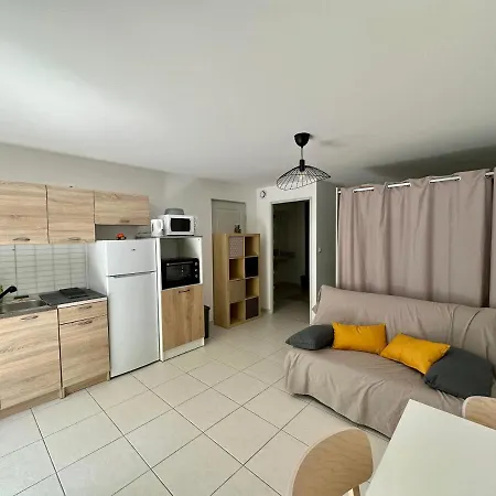 Clos De La Noria Apartment