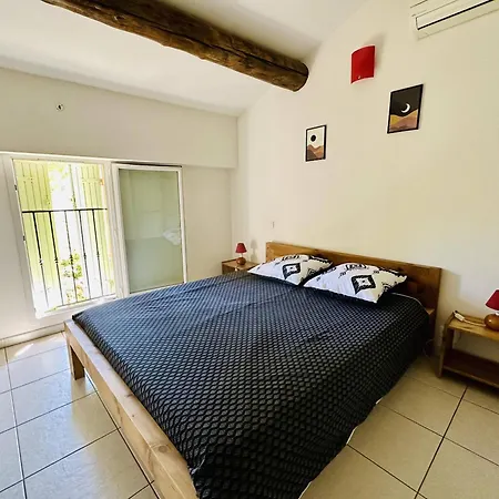 Clos De La Noria Apartment