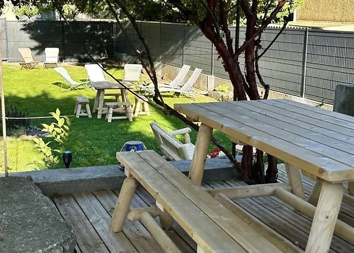 Clos De La Noria 아파트